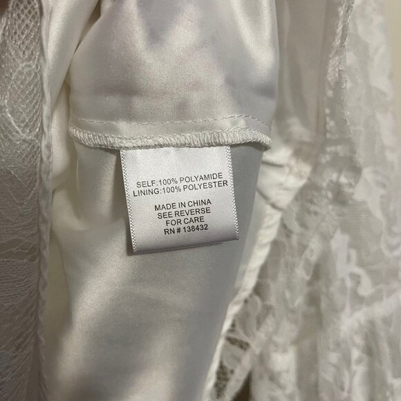 ModCloth Womens NWT White Cottagecore Natural V-Neck Bell Sleeve Lace Blouse XXS - Picture 6 of 8